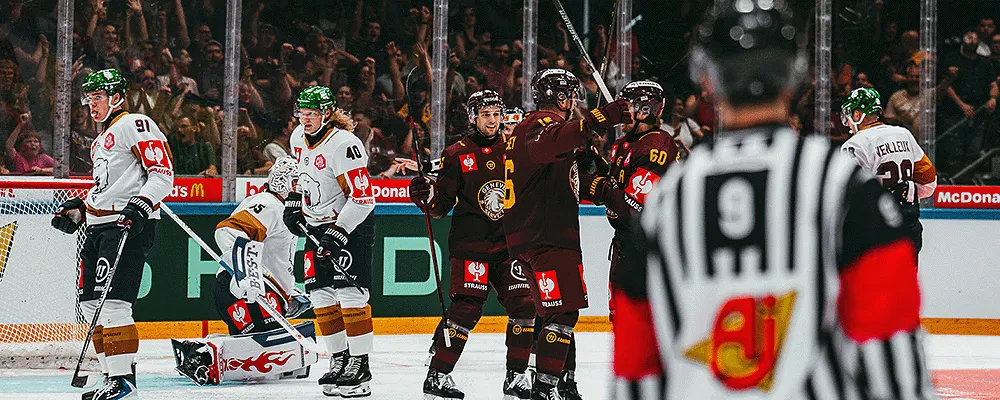 Eisbären Berlin beim 2:6 in der Champions Hockey League gegen Genève-Servette