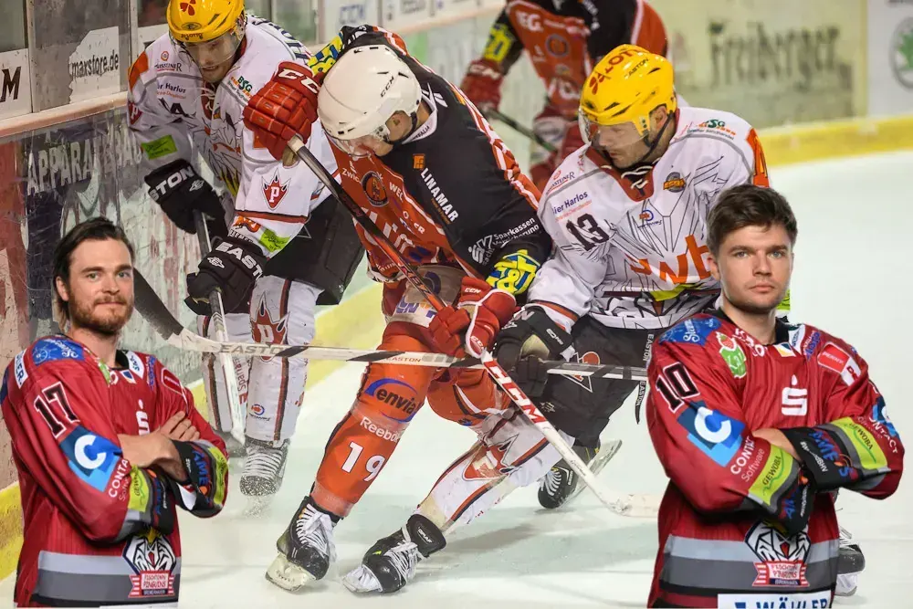 Miele-Doppelschlag: Pinguins holen den CCM-Pokal in Crimmitschau